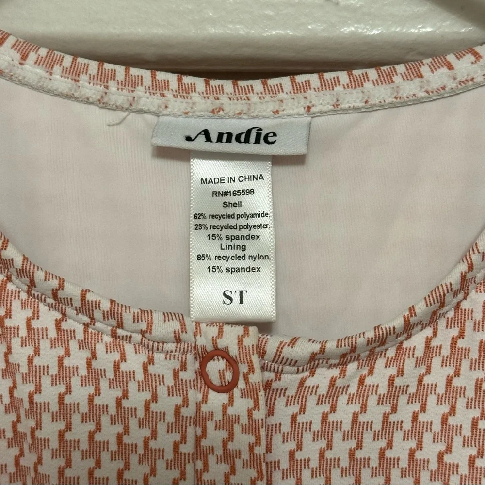 Andie Pink koi houndstooth Patterned the Malibu swimsuit size ST - Picture 4 of 4